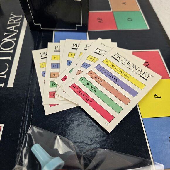 Vintage Pictionary First Edition Game 1985 Original Pieces Complete - Picture 8 of 15